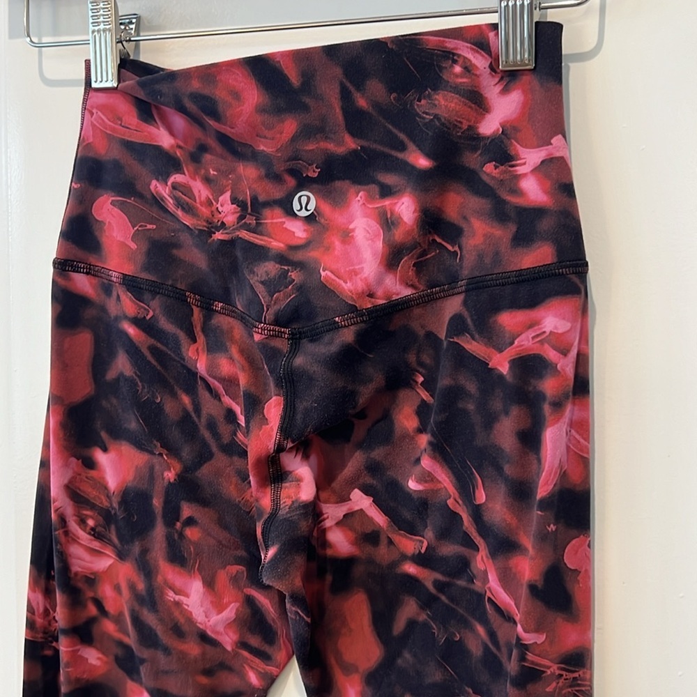 LULULEMON Align Cropped Leggings Pink Blossom